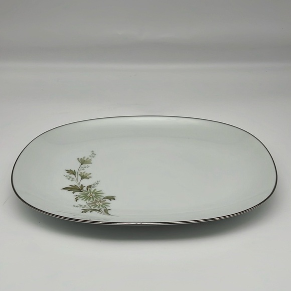 Noritake Soroya 6853 Oval Platter Light‎ Green Daisy Simple Floral Pattern - Picture 1 of 9